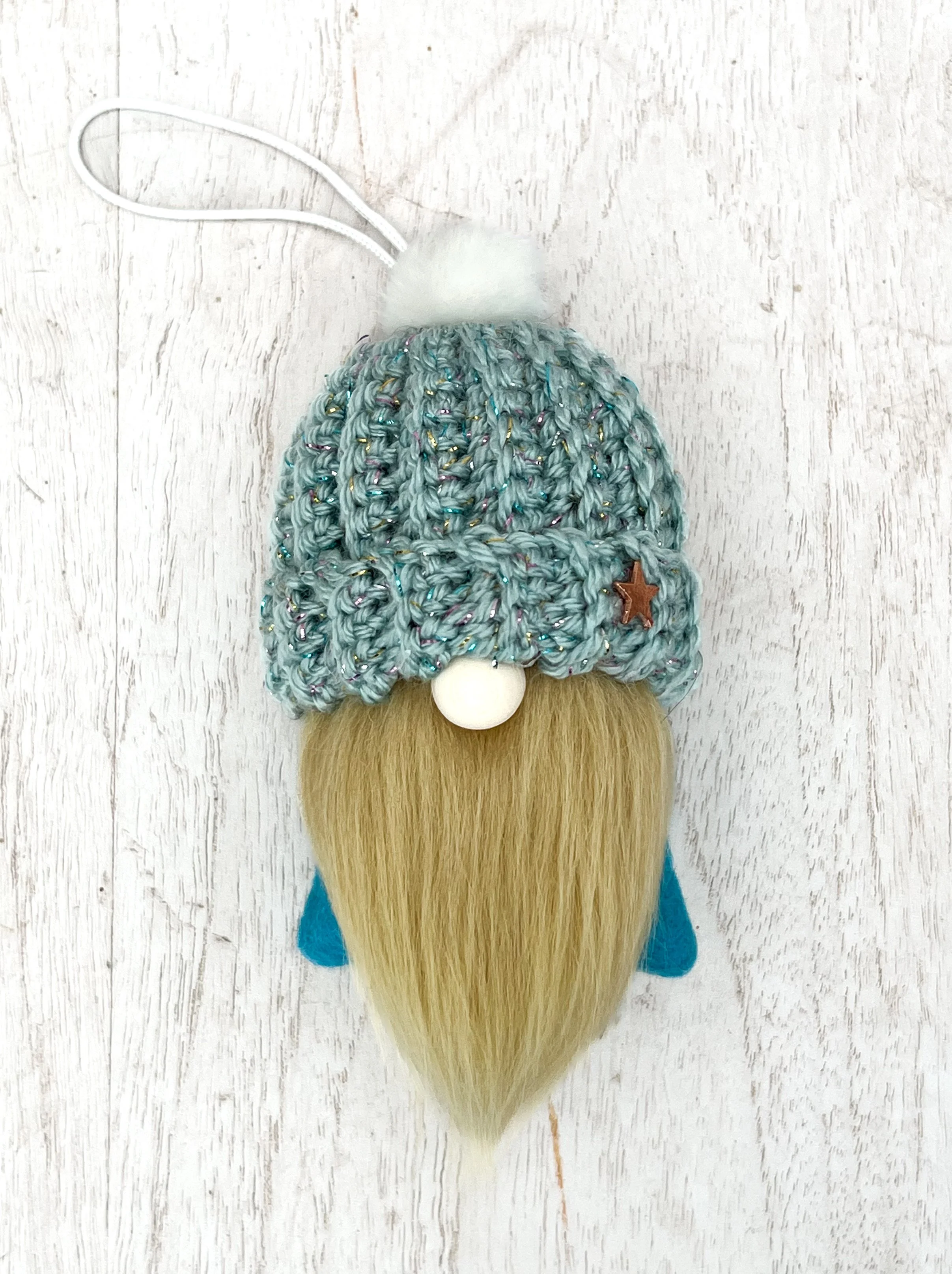 Mini bobble hat hanging gnome-1.JPEG