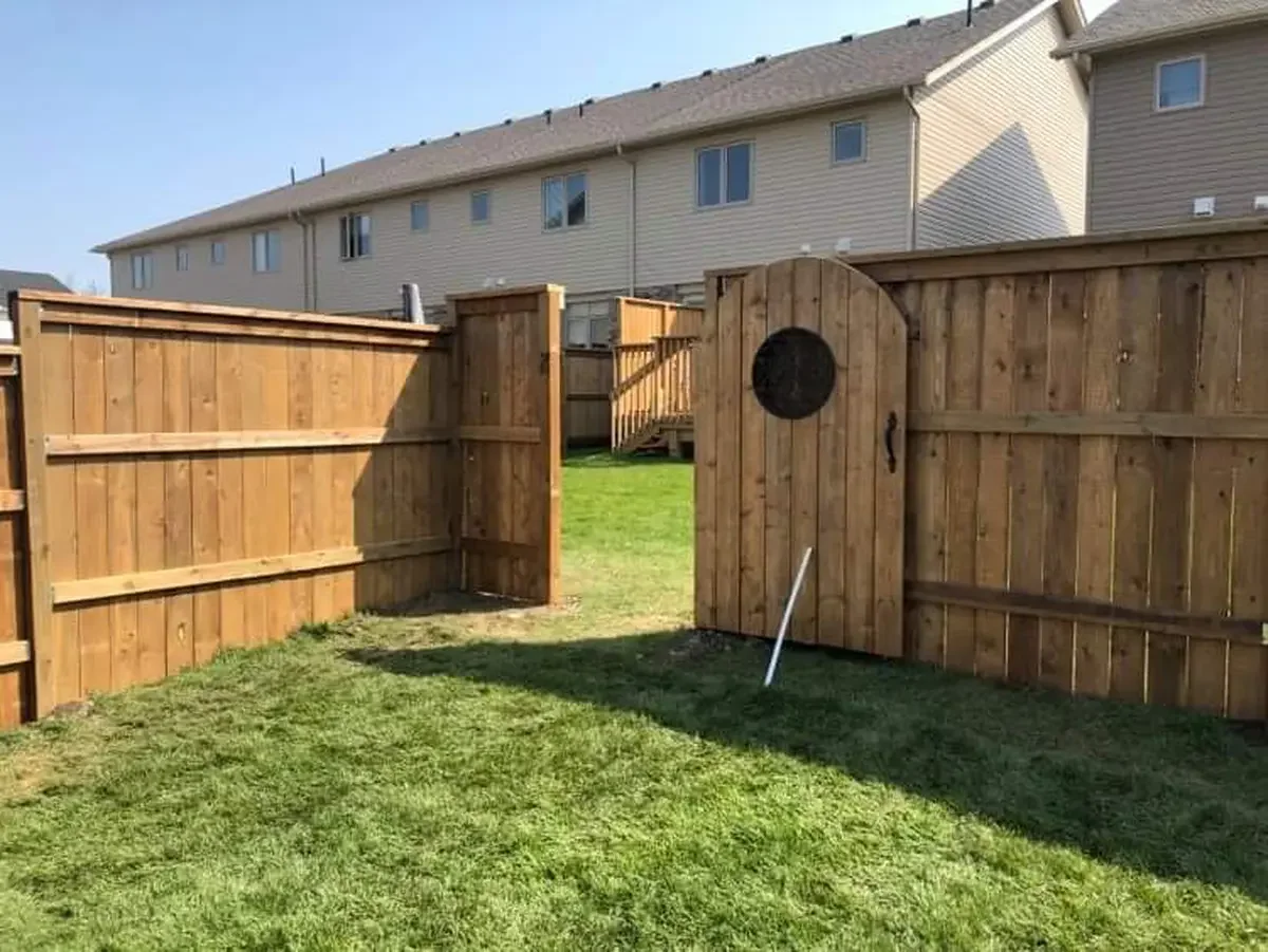 New fence installation in the south end of Guelph Ontario