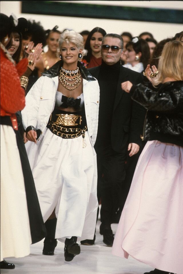 90s Chanel: Karl Lagerfeld, Naomi, Kate & Claudia