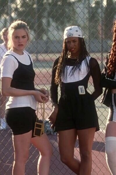 gym scene in Clueless outfits