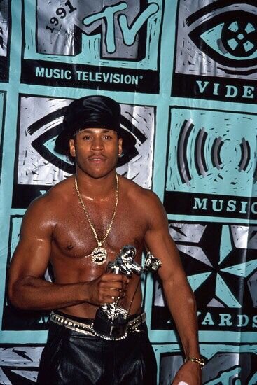 LL Cool J shirtless at the 1991 VMAs