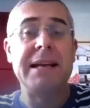 Learning to do live online storytelling