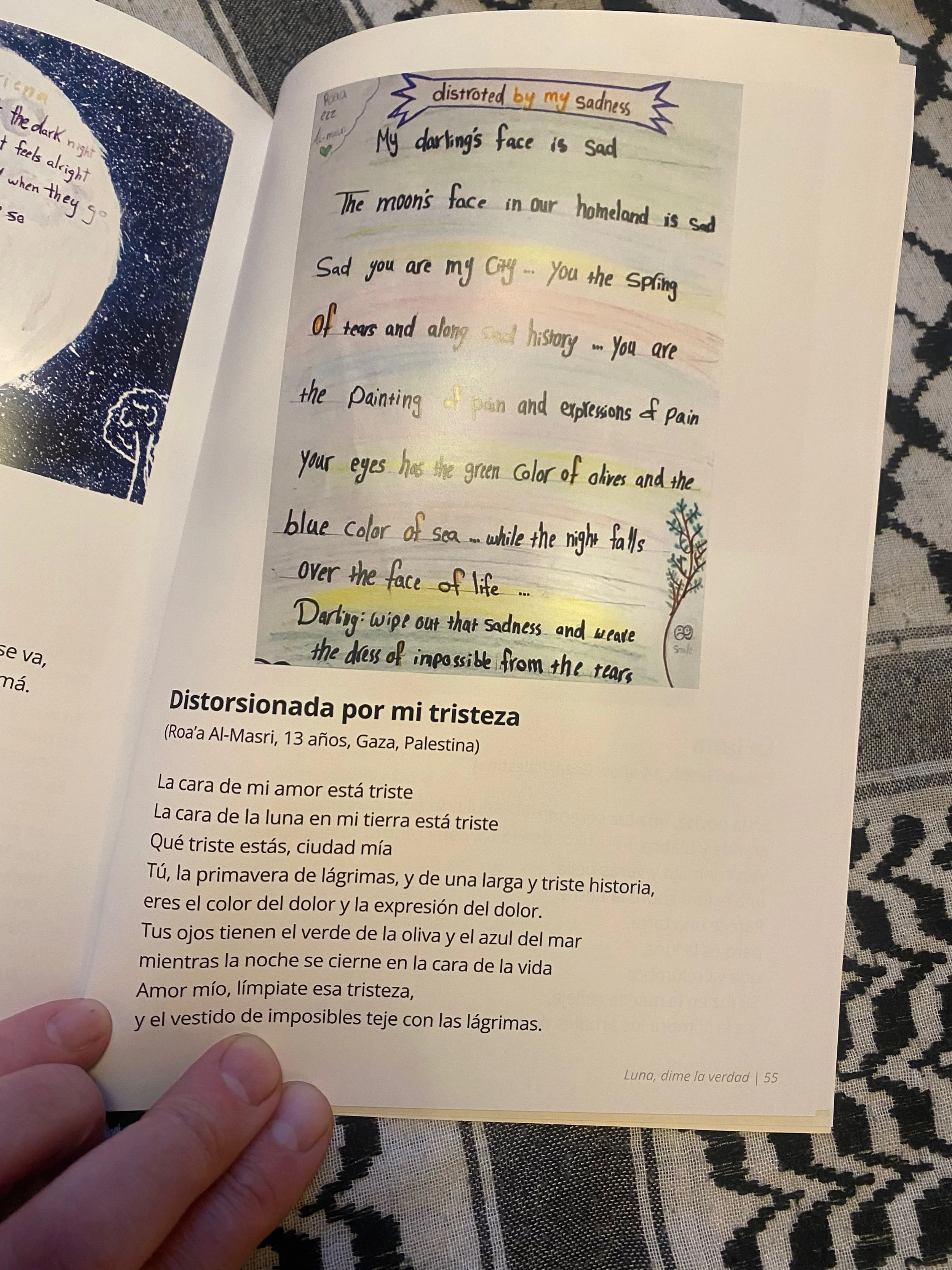 Learning language through bi-lingual books