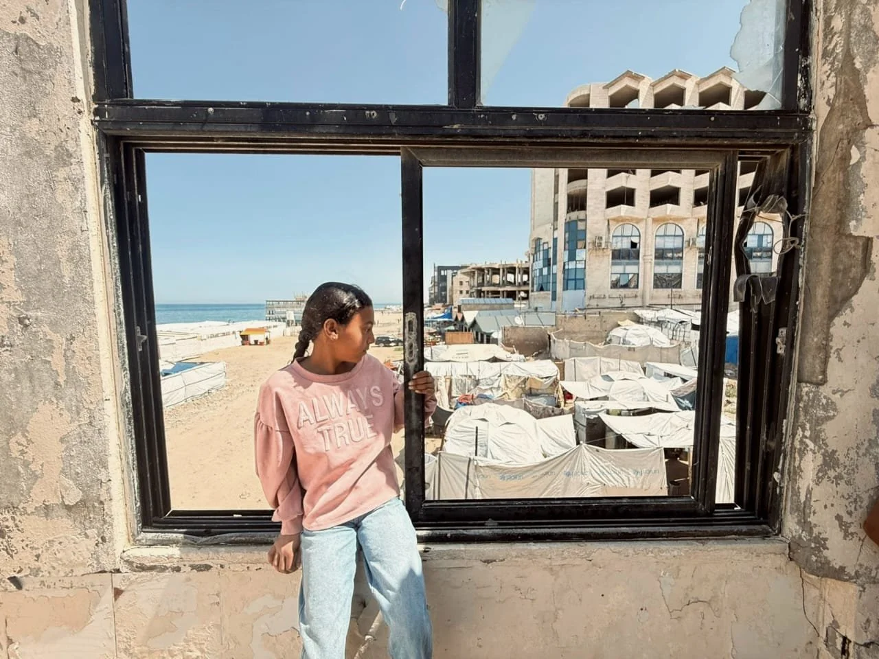 Daily update from Nada – Art from Rubble 🎨🏚 — The Hands Up Project