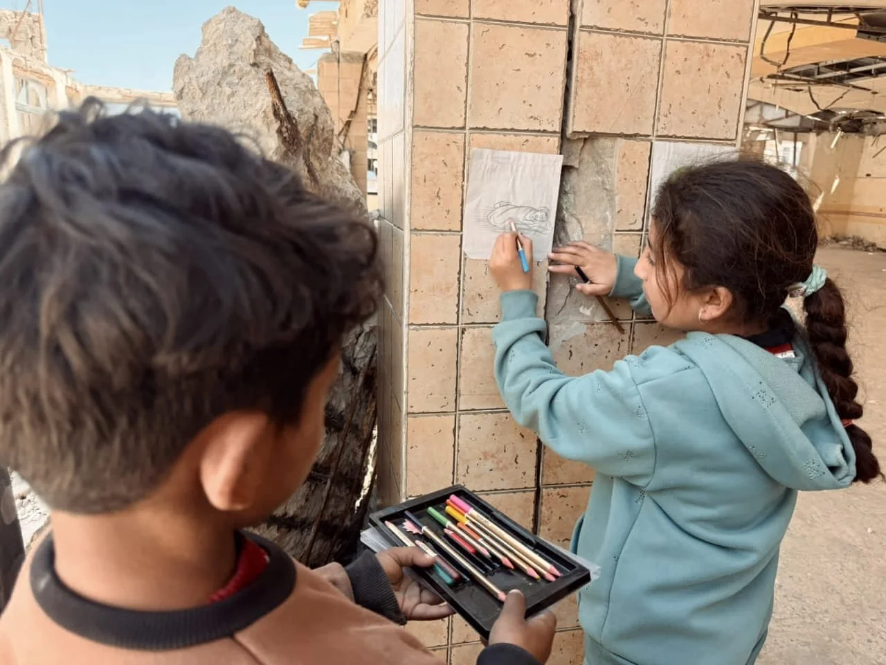 Daily update from Nada – Art from Rubble 🎨🏚 — The Hands Up Project