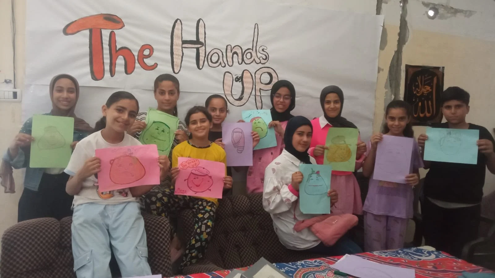 From Stories to Confidence: Learning English with Tunjur