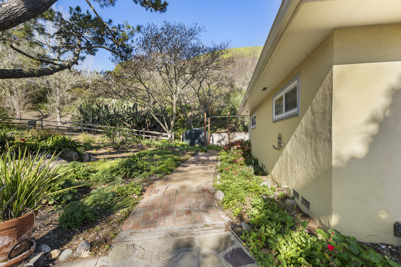 3226 Jalama Rd - MLS Web-39.png