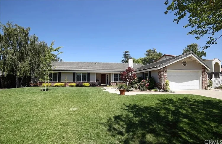 4560 Coachman Ave, Santa Maria