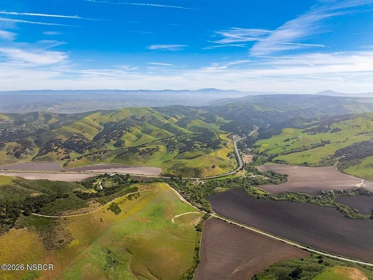 3226 Jalama, Lompoc