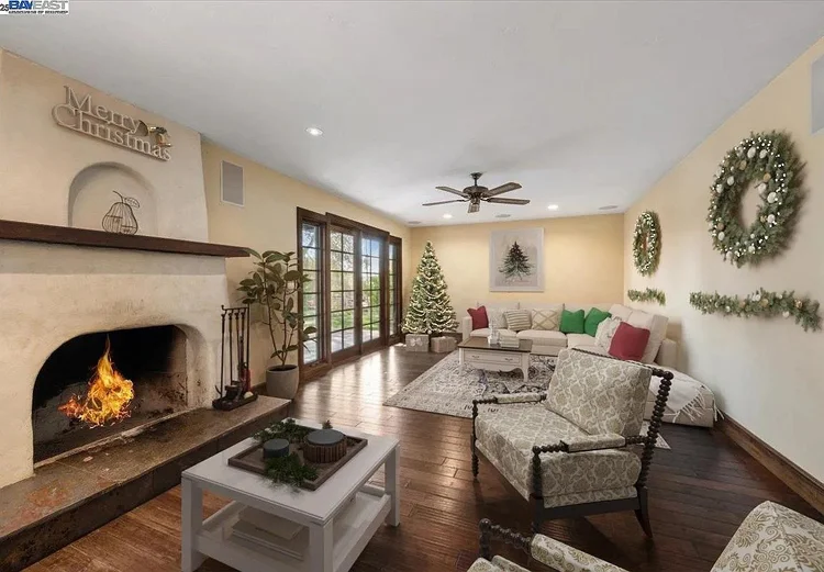 298 St. Andrews, Lompoc