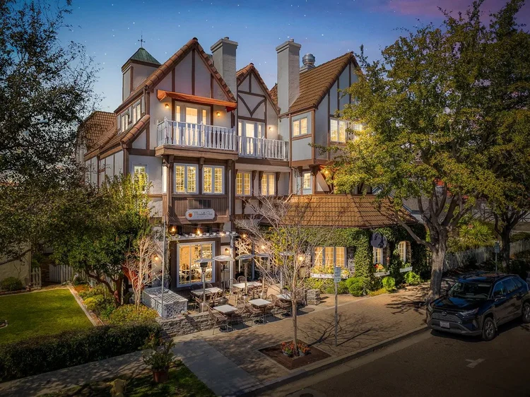409 1st St, Solvang