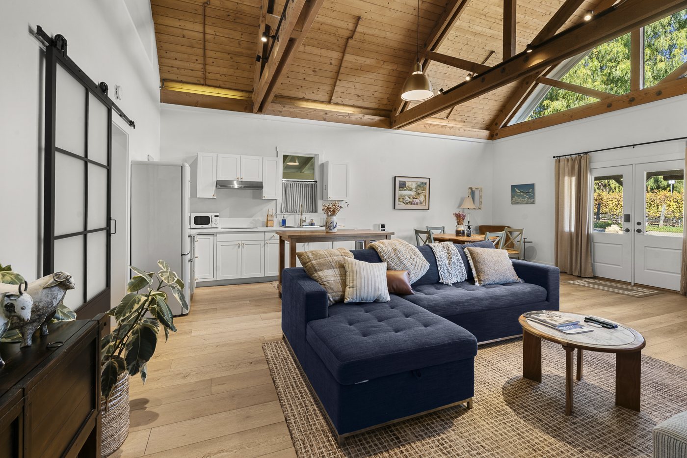 3730 Roblar Ave - MLS Web-083.png