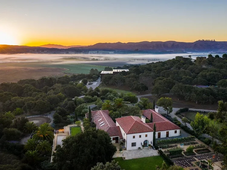 2075 Vineyard View Lane, Lompoc