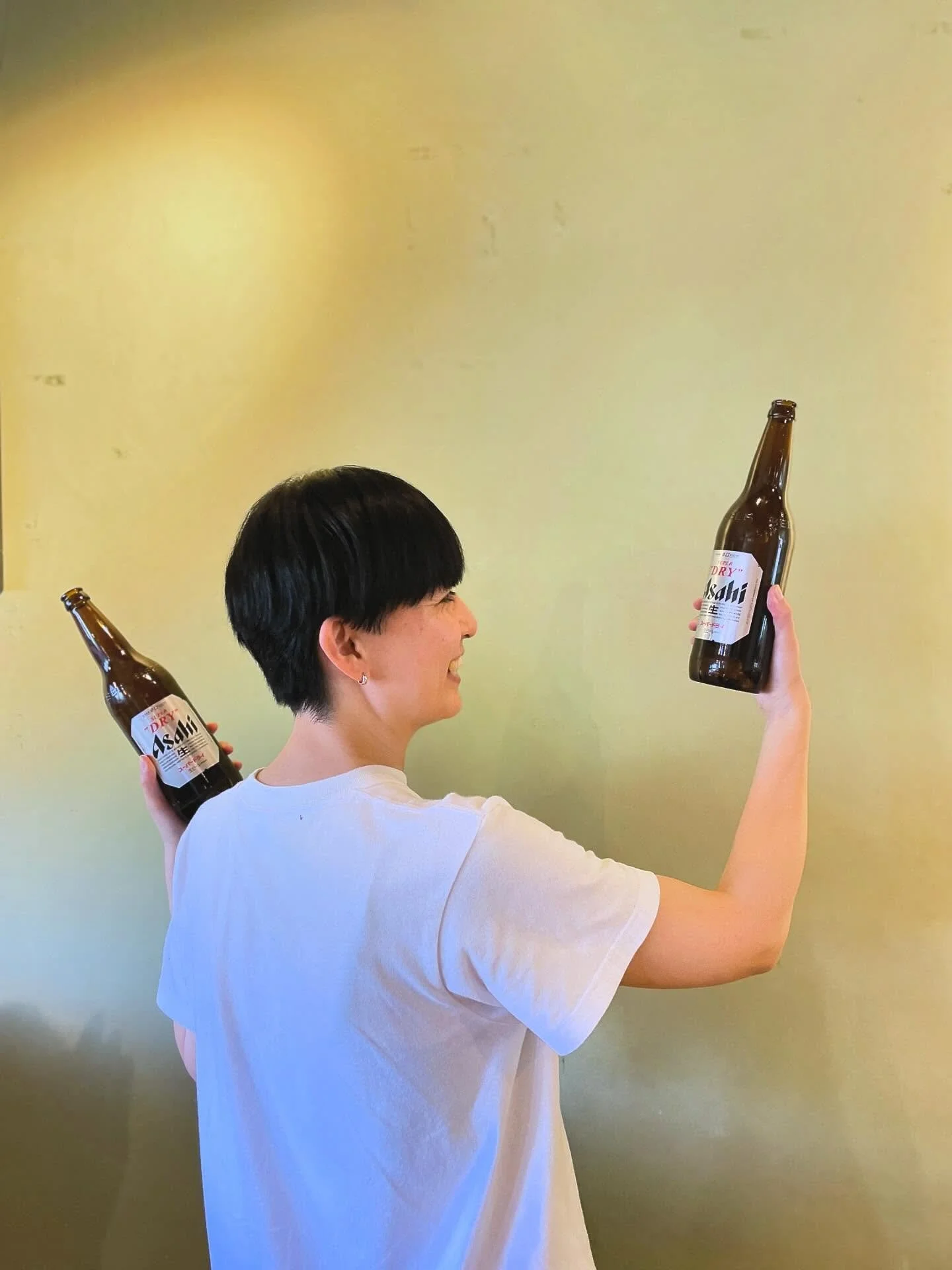 はじめまして。
9月からentohouseにお手伝いに来ているアールです。 
天気のいい日に四国カルストの牛に会いに行きたくて、近くでフリアコを探していたところentohouseに出会いました🐄

野村に来てから１週間。
日々変わる景色を眺めながらのお掃除はとっても楽しいし、景色を見ては休憩、ちょっと疲れては休憩&hellip;自分のペースで進められるのも嬉しいポイントです。

そして、野村といえば「のむ村、野村」。
先日、地域の相撲大会に行ったとき、知り合ったばかりのお姉様に「飲んでる？」と