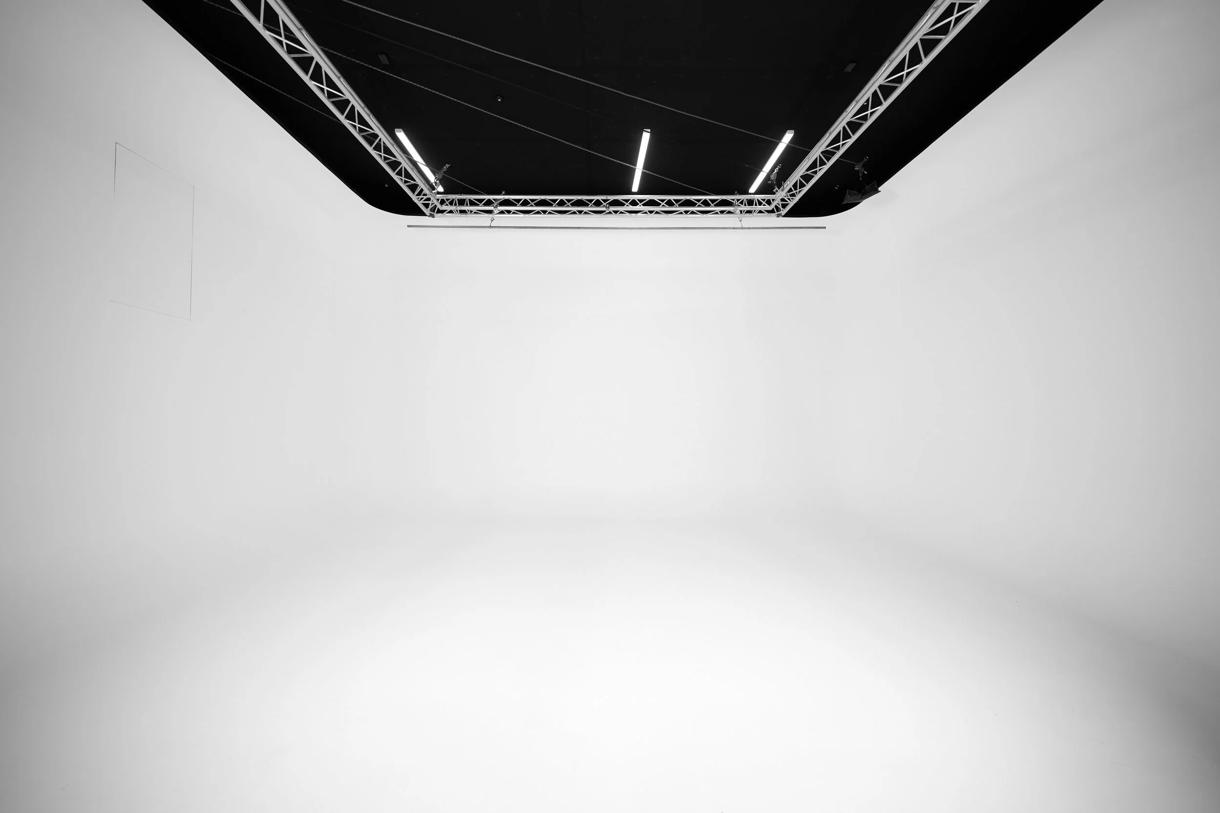 2425-BSS01 Spring Socials47820.jpg