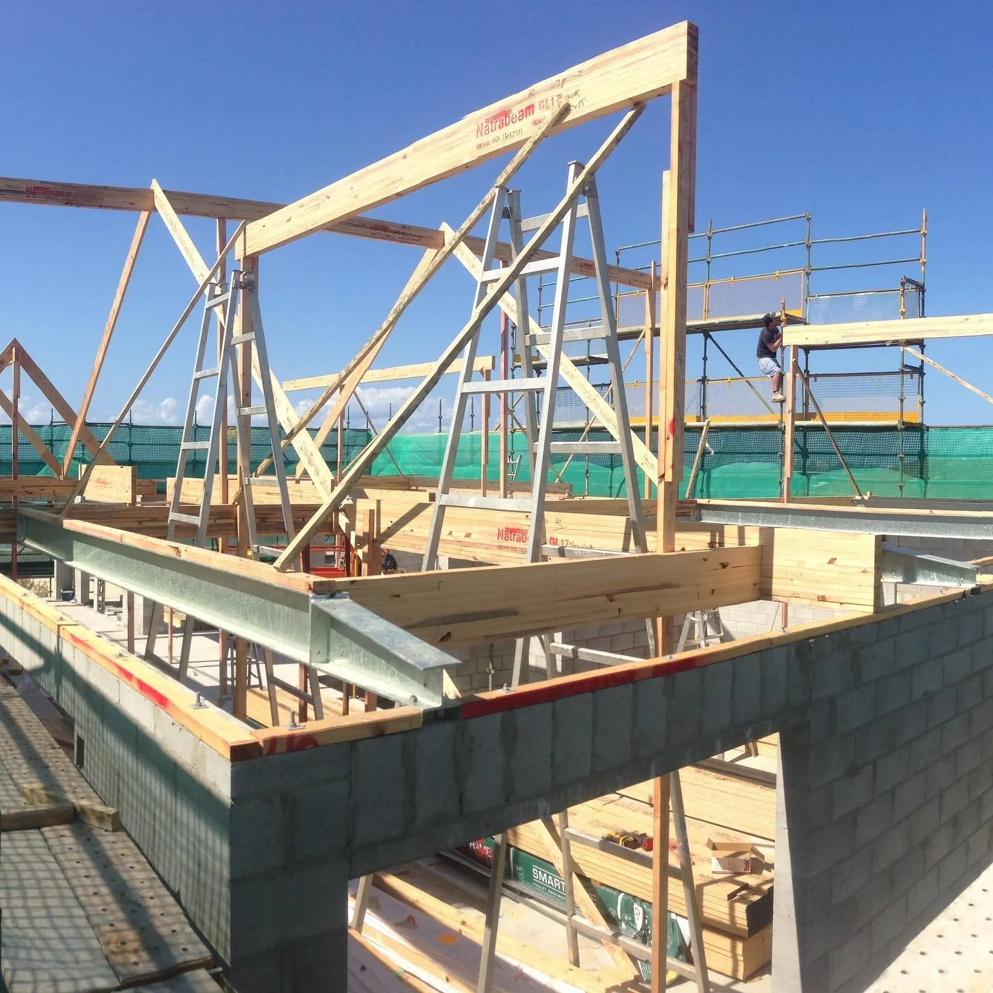 Big or small @mackenzie_constructions will get it done #gcbuilder #currumbin #goldcoastbuilder