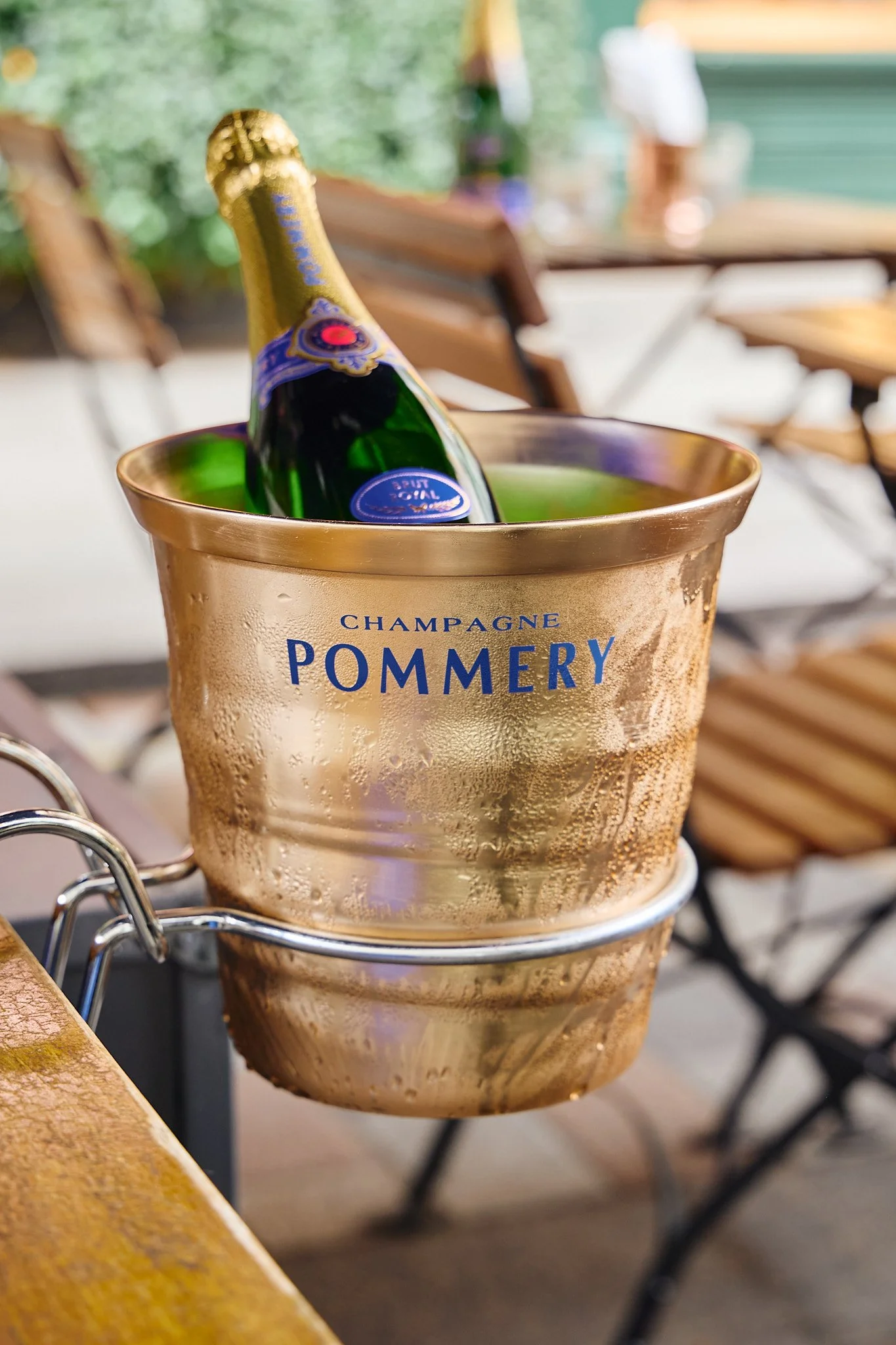 0126_TomHuftonPhoto_PalmCourtXPommery 59.jpg