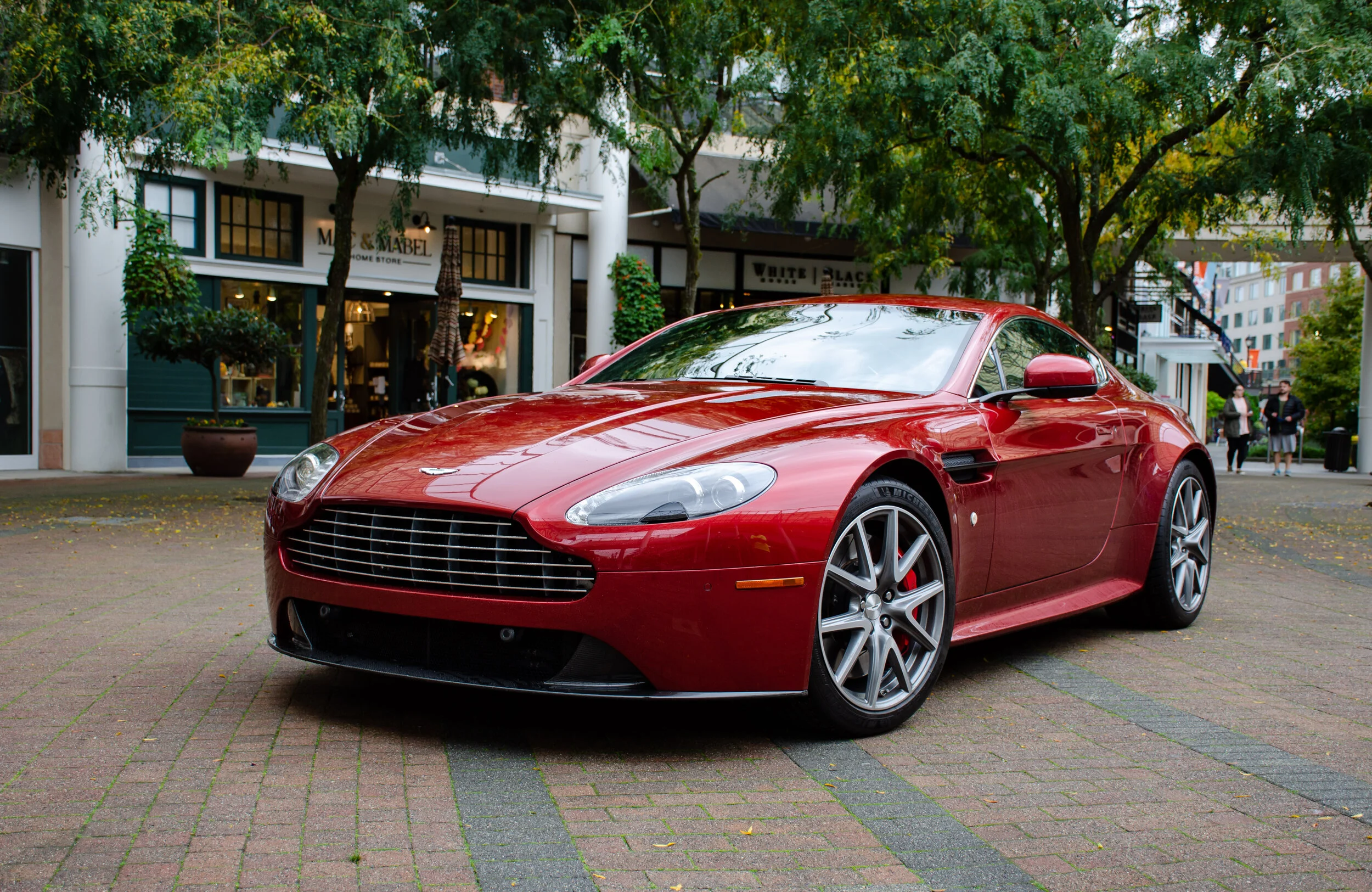 Dan O'Connell - DanOConnell_Photo136_RedAstonMartin.jpg