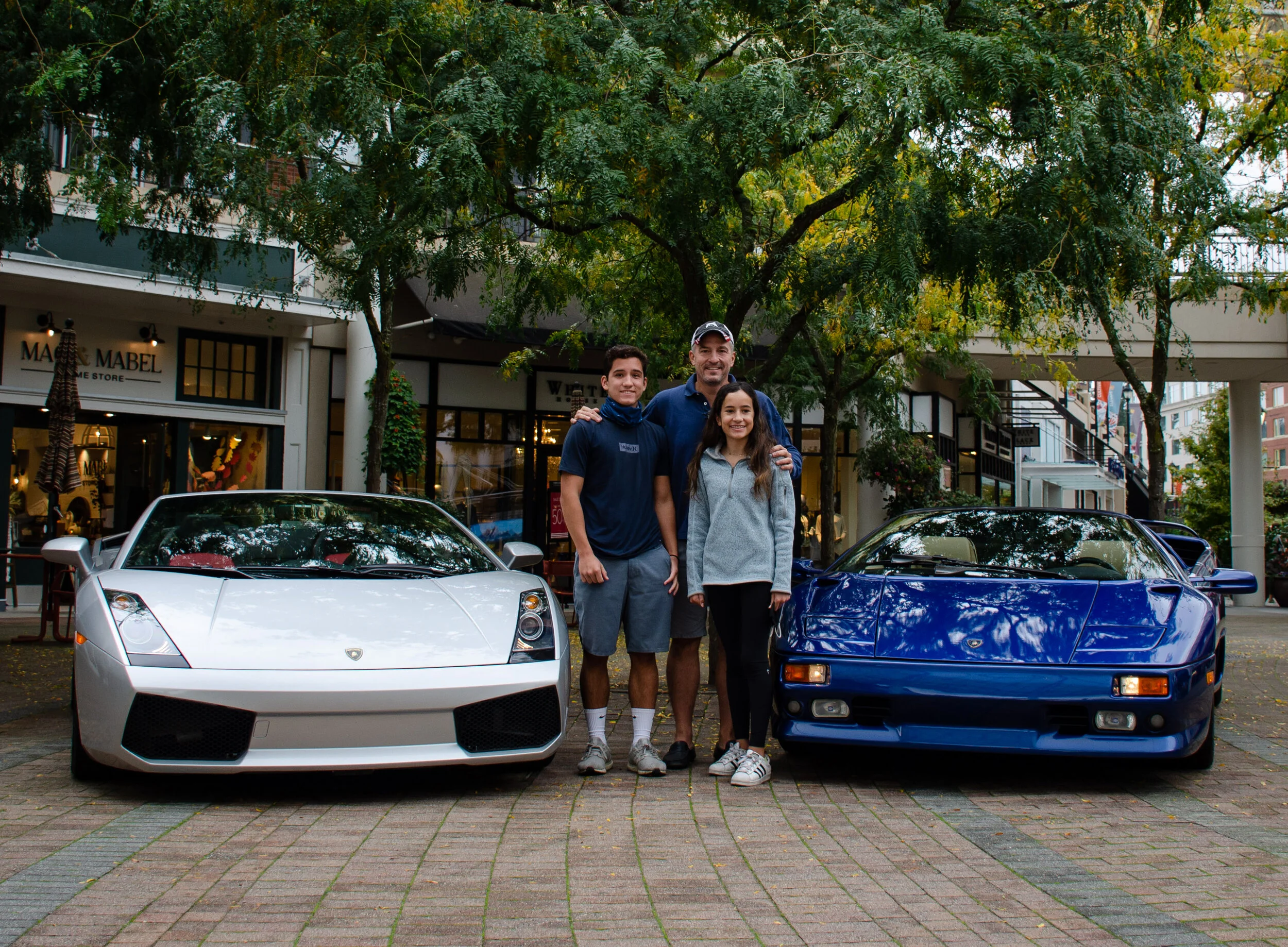 Dan O'Connell - DanOConnell_Photo149_LamboFamilly.jpg