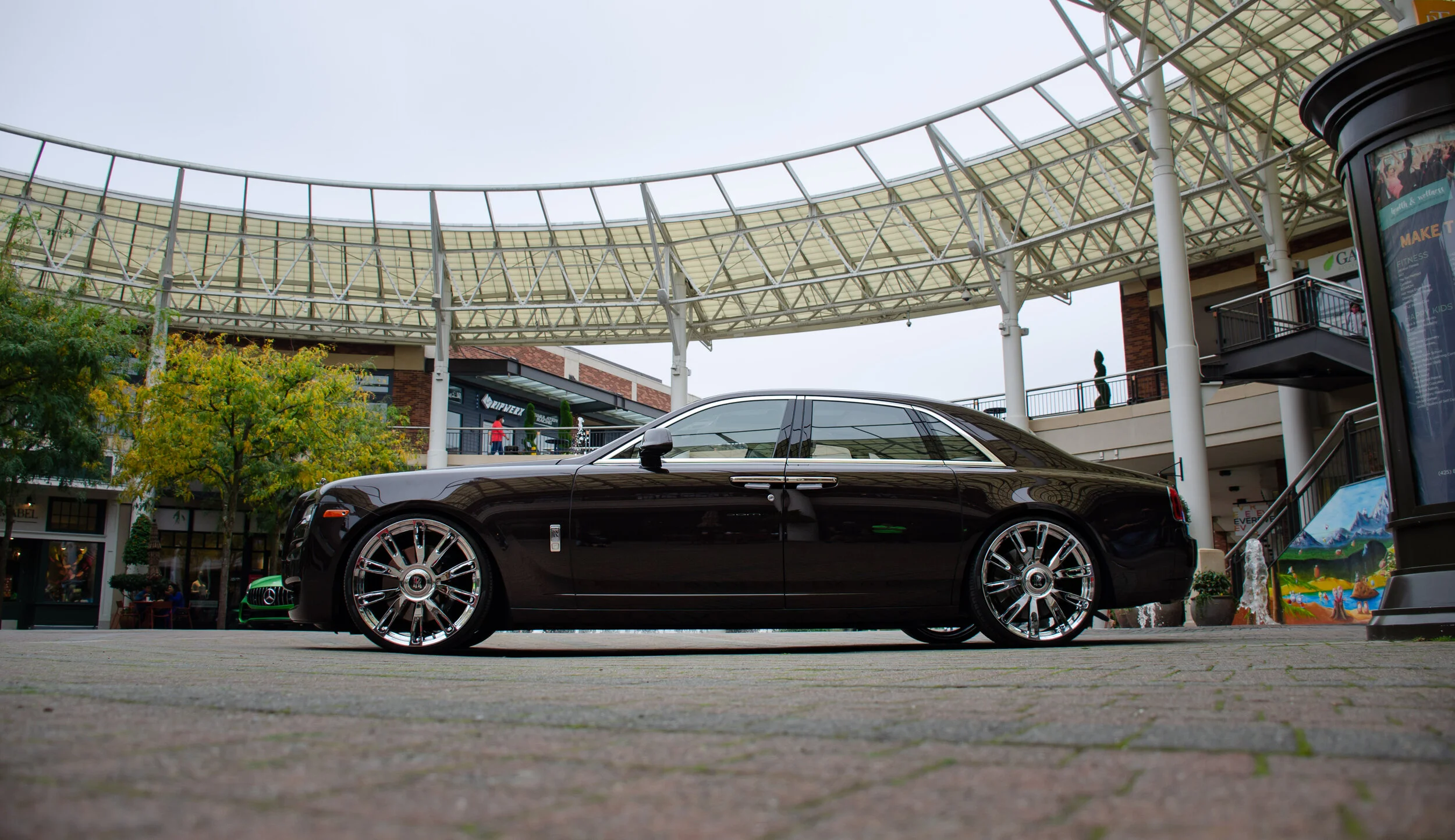 Dan O'Connell - DanOConnell_Photo69_RollsRoyce.jpg