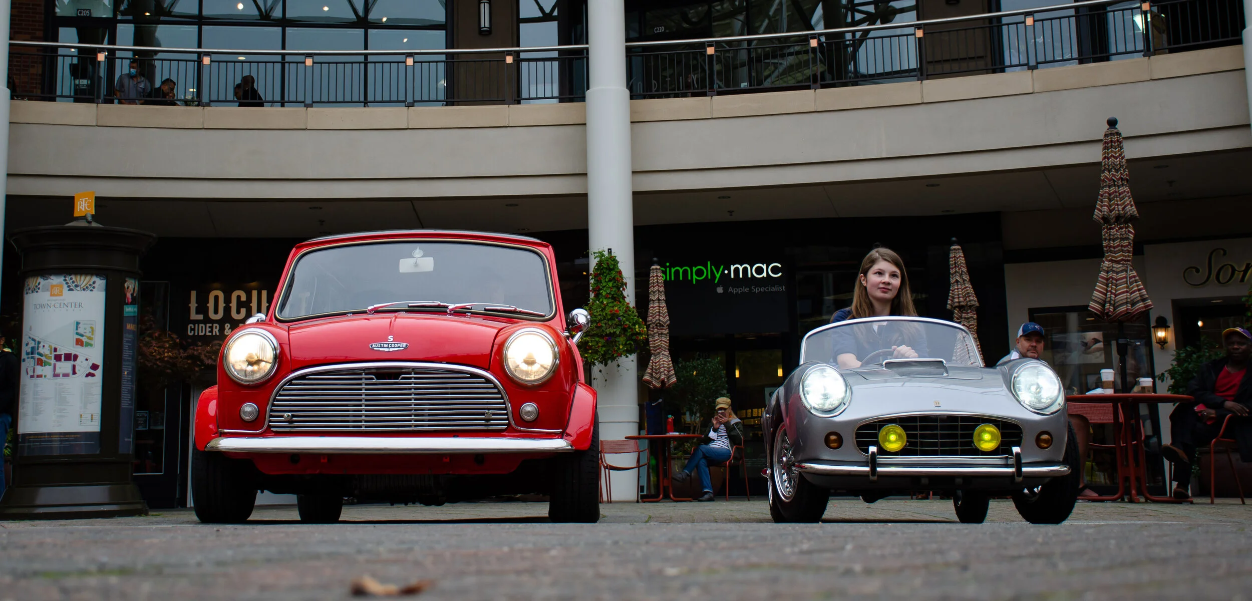 Dan O'Connell - DanOConnell_Photo26_MiniTinyFerrari.jpg