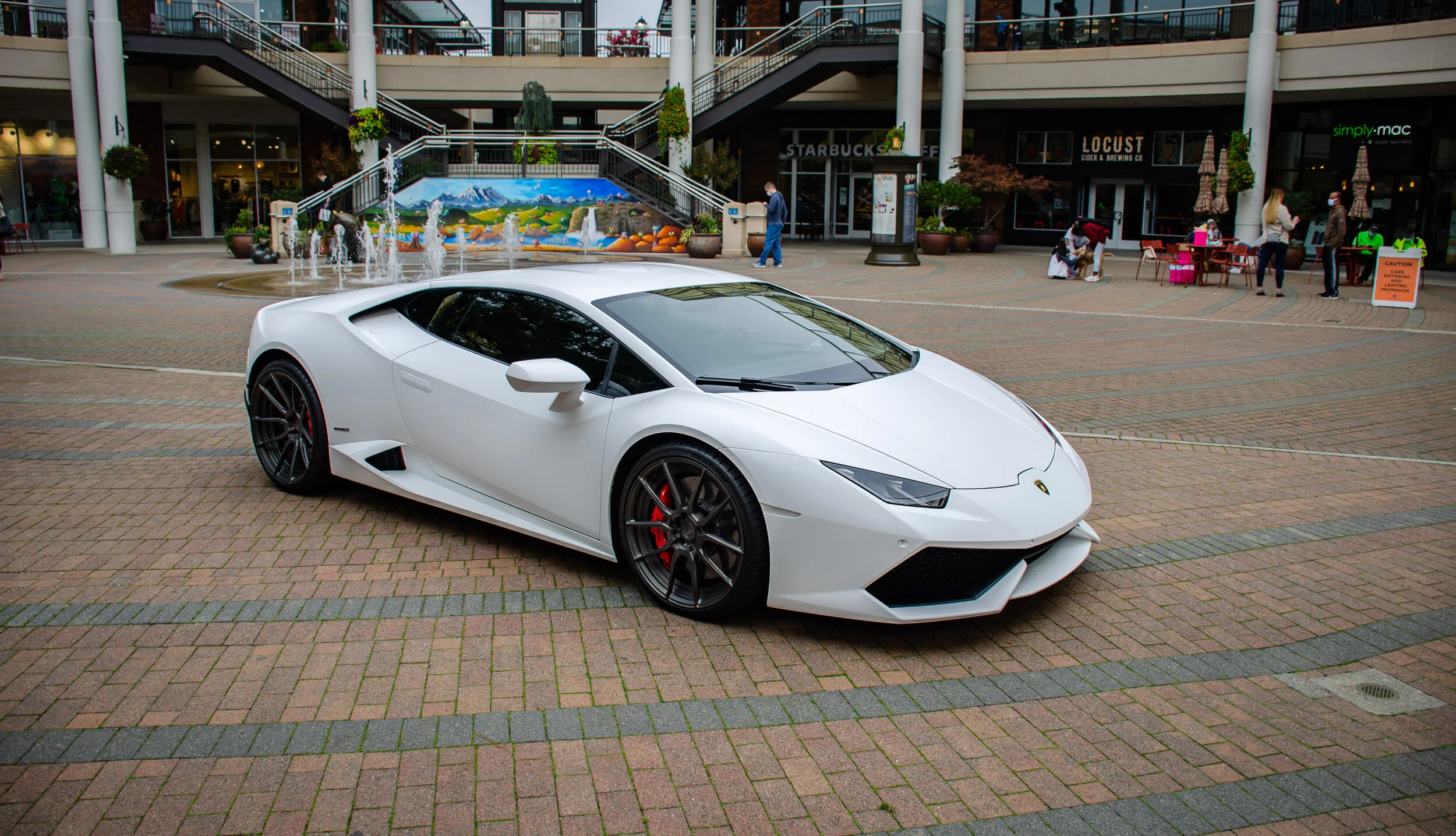 Dan O'Connell - DanOConnell_Photo103_WhiteLambo.jpg