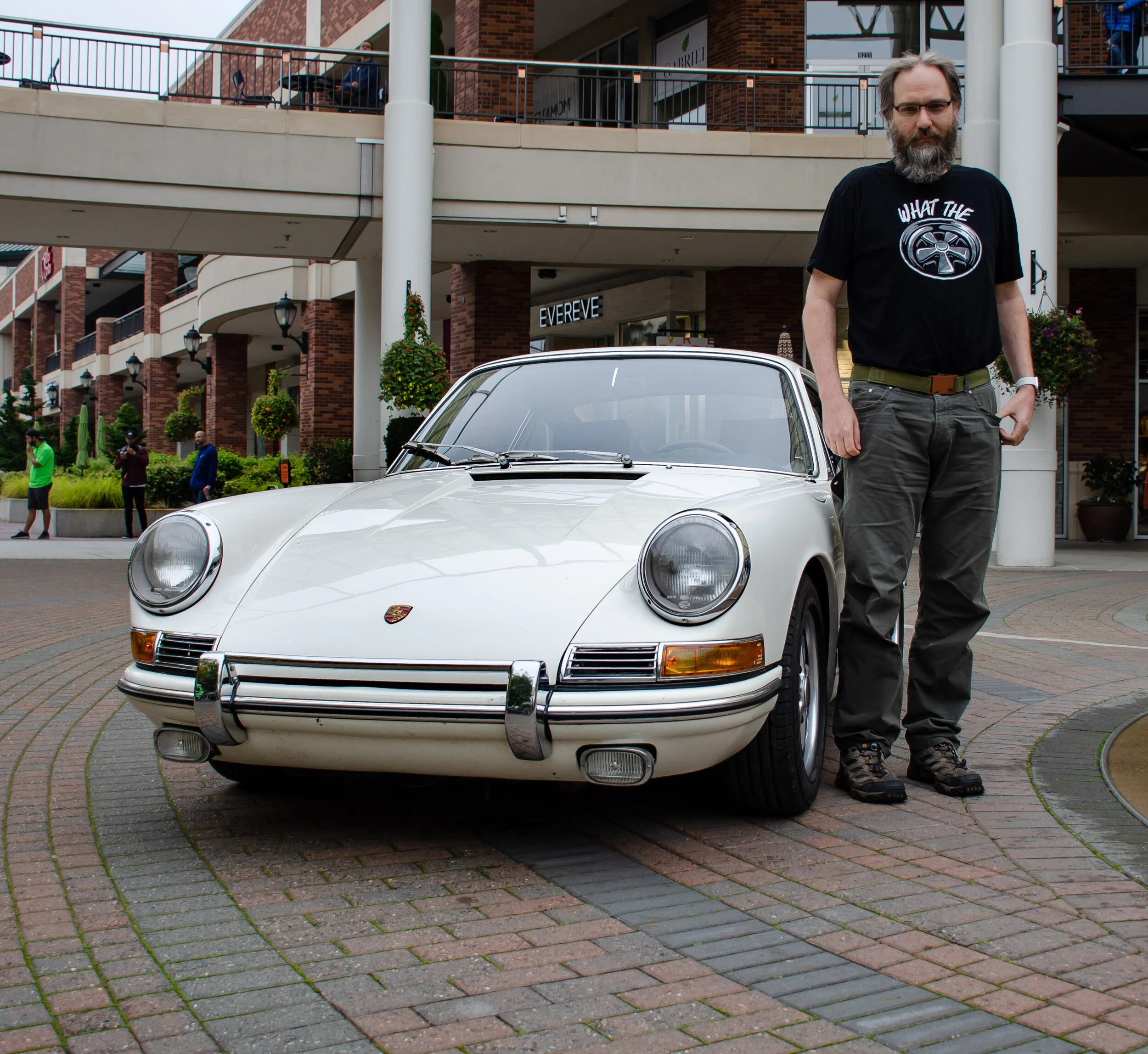 Dan O'Connell - DanOConnell_Photo4_912Guy.jpg