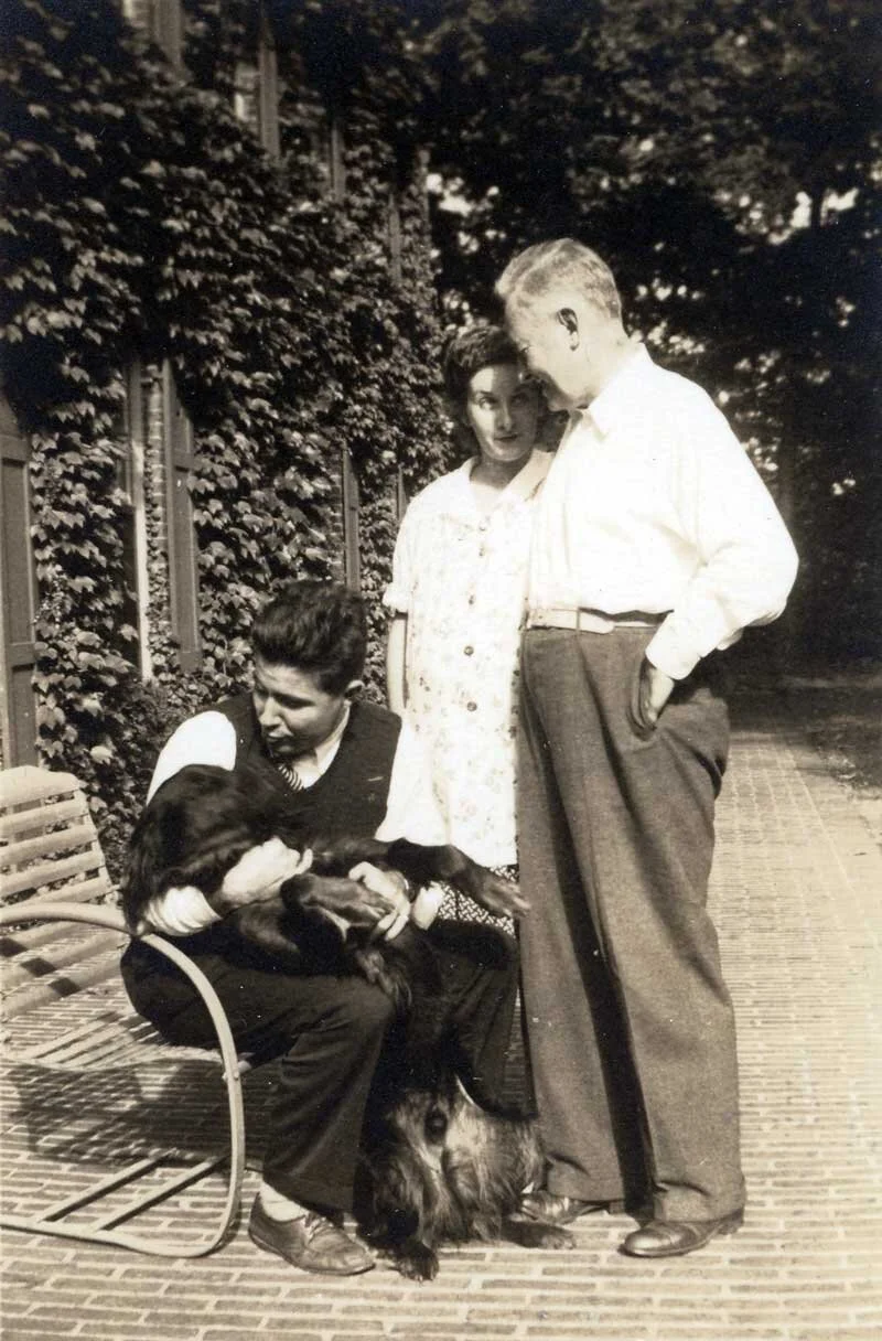 Pete &amp; Muriel with Ray