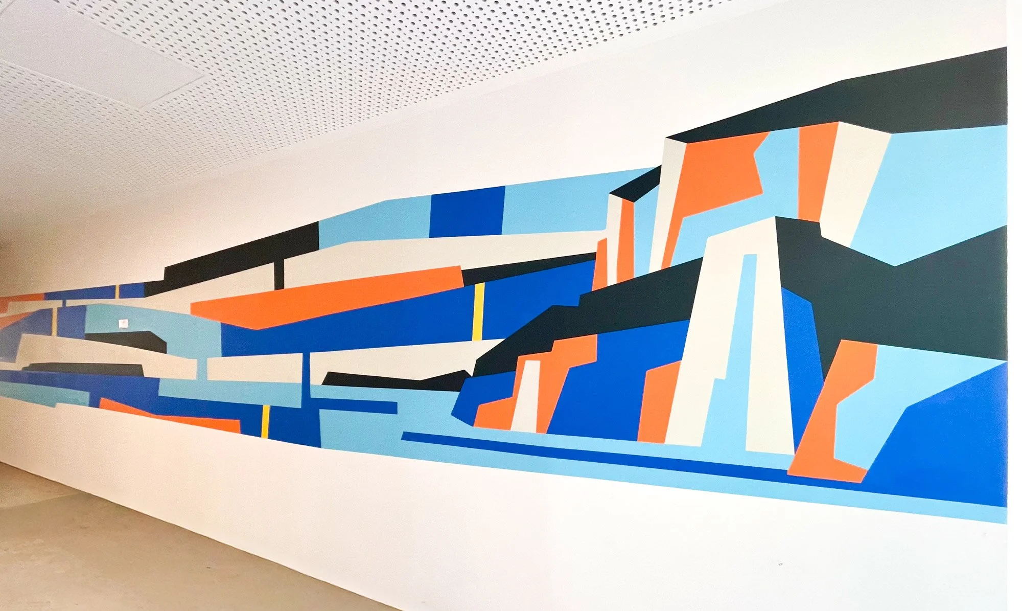 fresque murale calanques Marseille style graphique contemporain