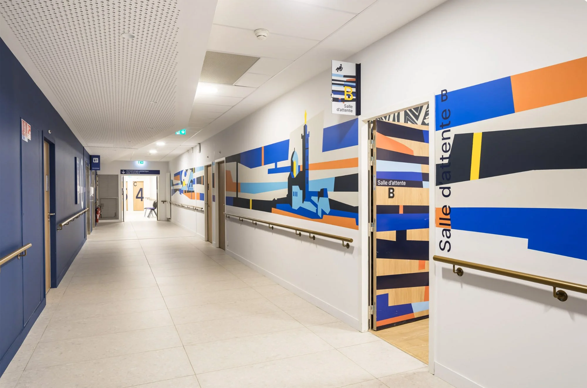 fresque murale graphique paysage Marseille architecture stylisée