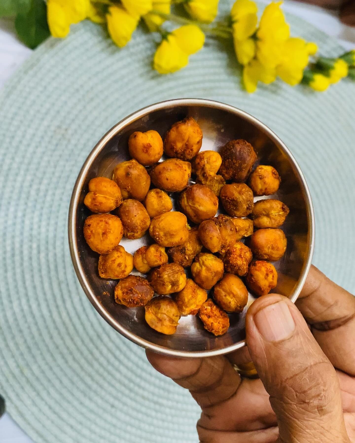 Uses of airfryer which I find very handy . 

Make your white and brown Chana ( chickpeas )ready to cook . Store in containers ready to cook dry chana ! Better than frozen peas or canned peas . These dry ready to cook peas have longer shelf life . Ima