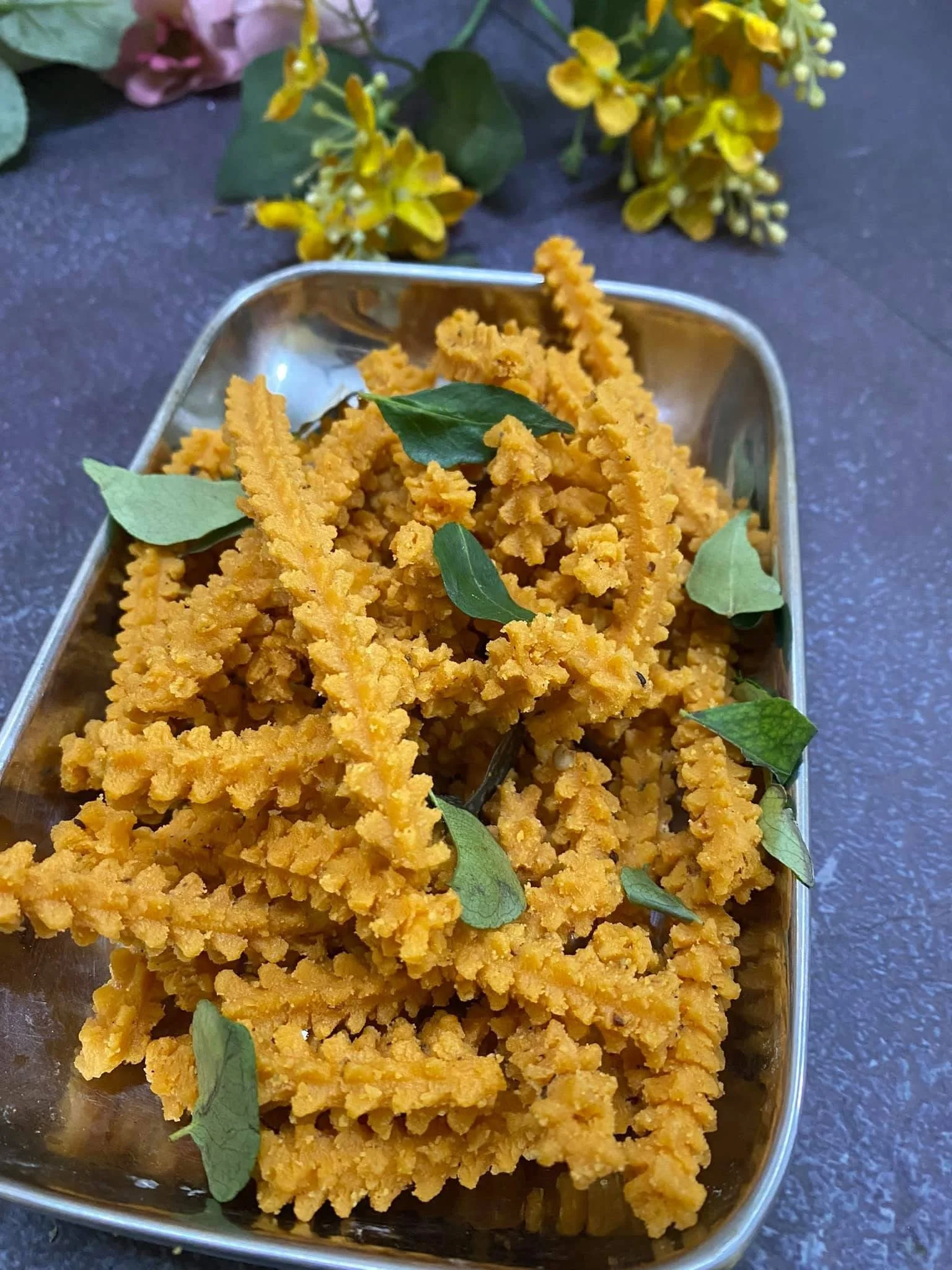 besan-chakli..JPG