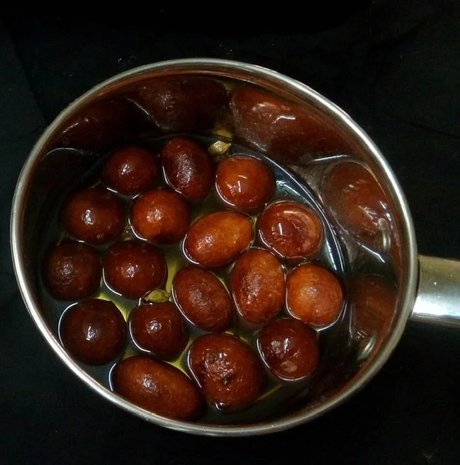 Soft Gulab Jamun Recipe at Home soft gulab jamun soaked in sugar syrup indian sweet