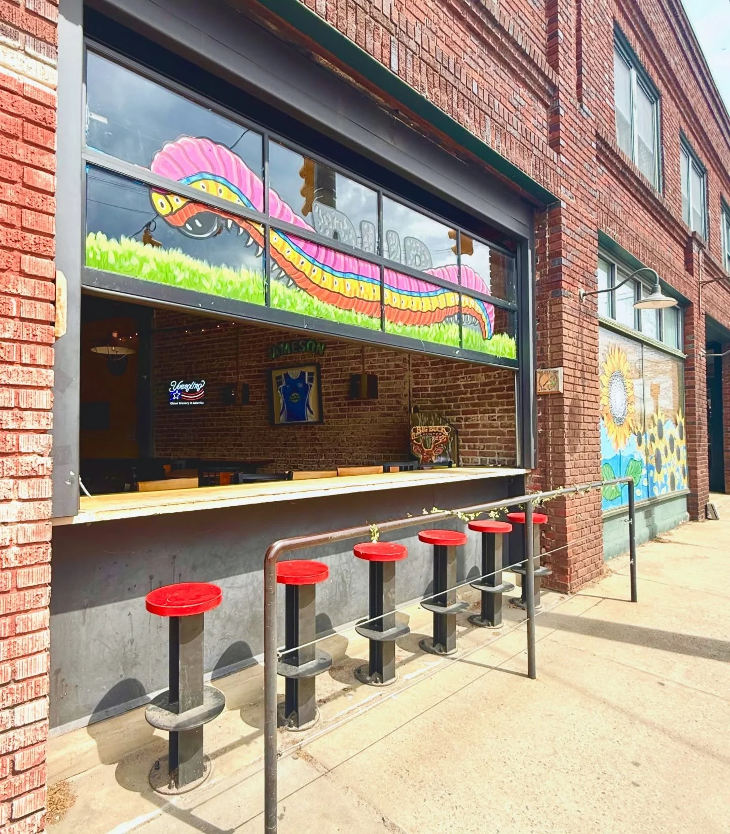 What a beautiful day to sit and people watch from the bay windows! Come check out our new draft offerings while you&rsquo;re at it 🤘🏽🌞