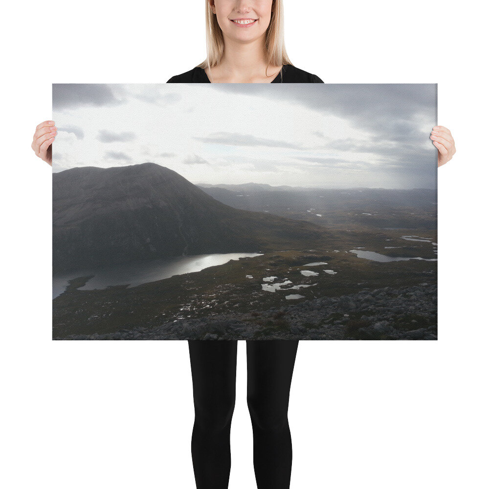 canvas-(in)-24x36-person-603e62bcea511.jpg