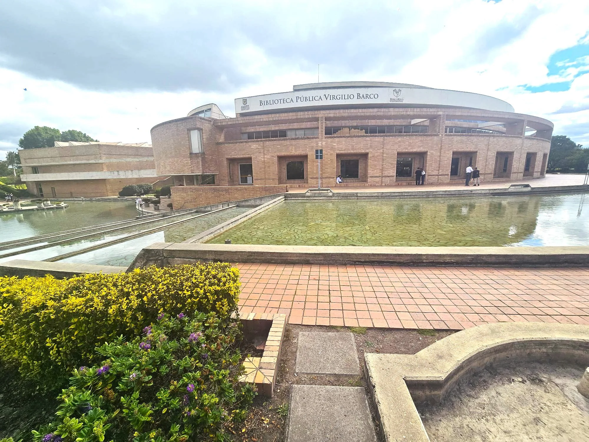 Virgilio Barco Public Library in Bogotá, Colombia. Photograph by Katia Perez Mendez.