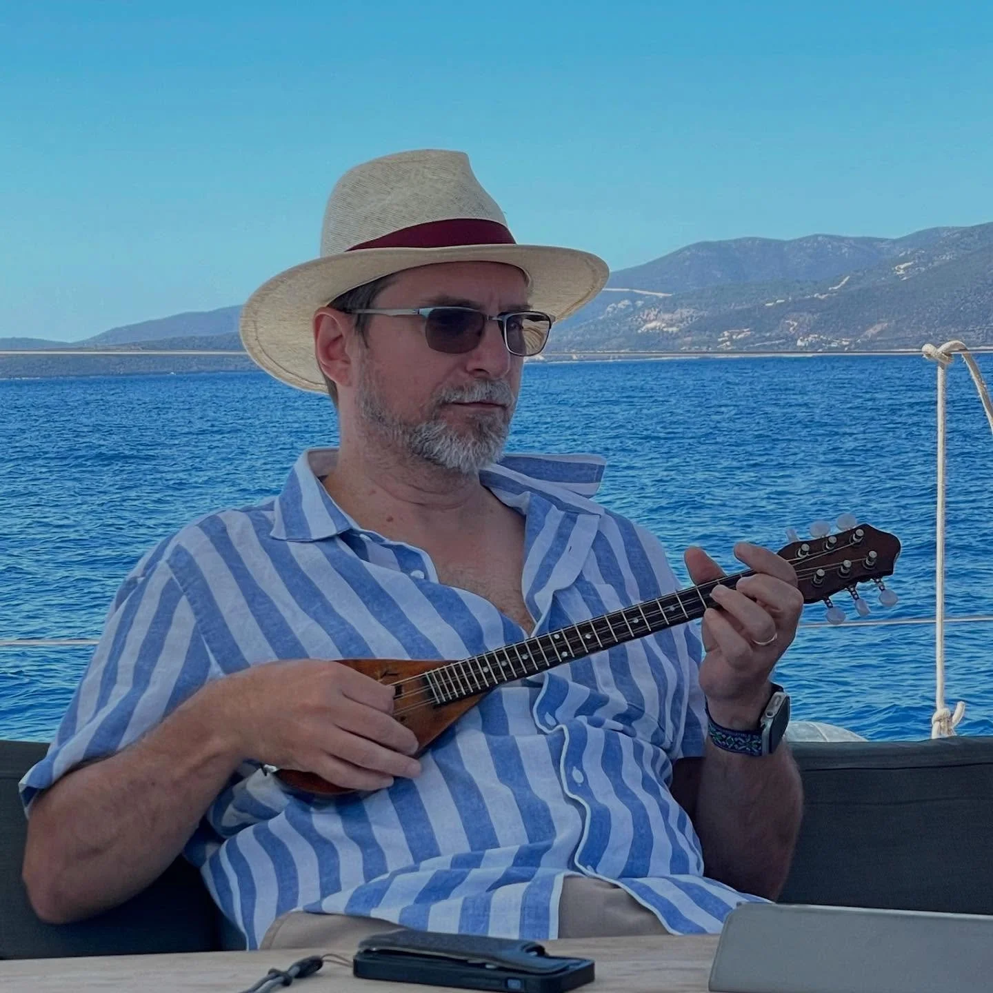 On the boat with @janulist in Greece. Playing my baglamas from @pegasusgreece.  It doesn&rsquo;t get better thank this!  #baglamas #greece #sailing⛵️ #sailinggreece #traditionalmusic  #ionianislands