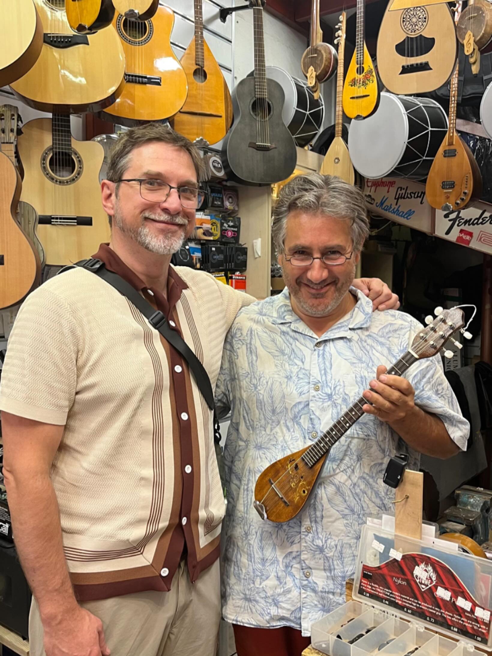 Just got back from a holiday in Greece. Visited @pegasusgreece in Athens, and bought a beautiful baglamas, handmade by this gentleman.