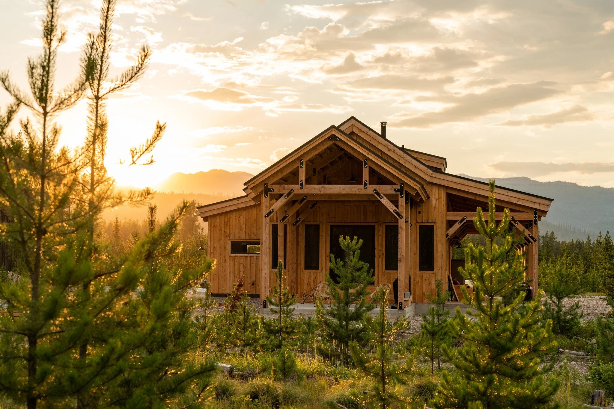 Luxury custom cabin built on a 2-acre mountain homesite at Timber Ridge Estates.