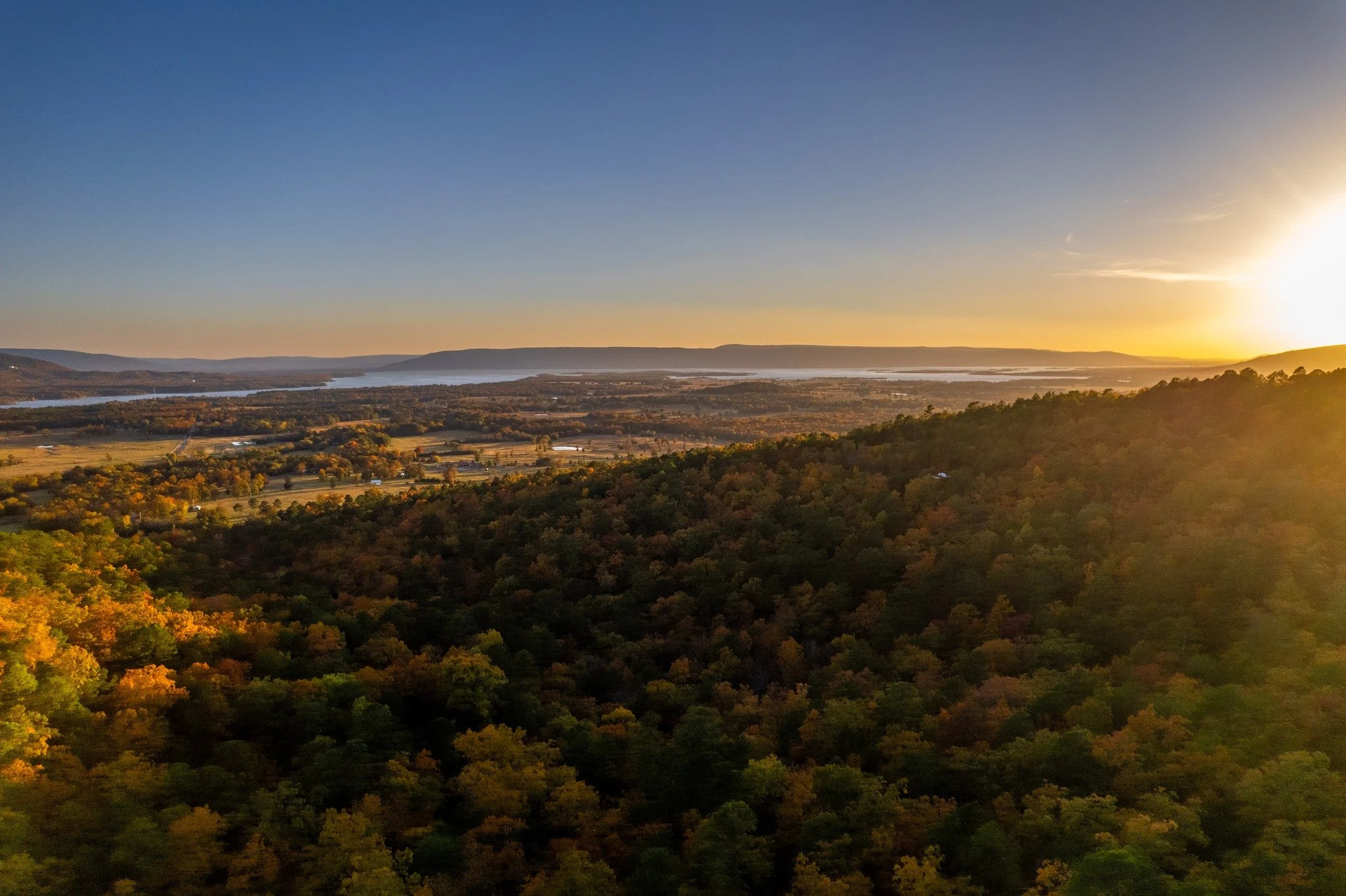 Scenic mountain sunset view over Sardis Lake from the ridgeline homesites at Timber Ridge Estates