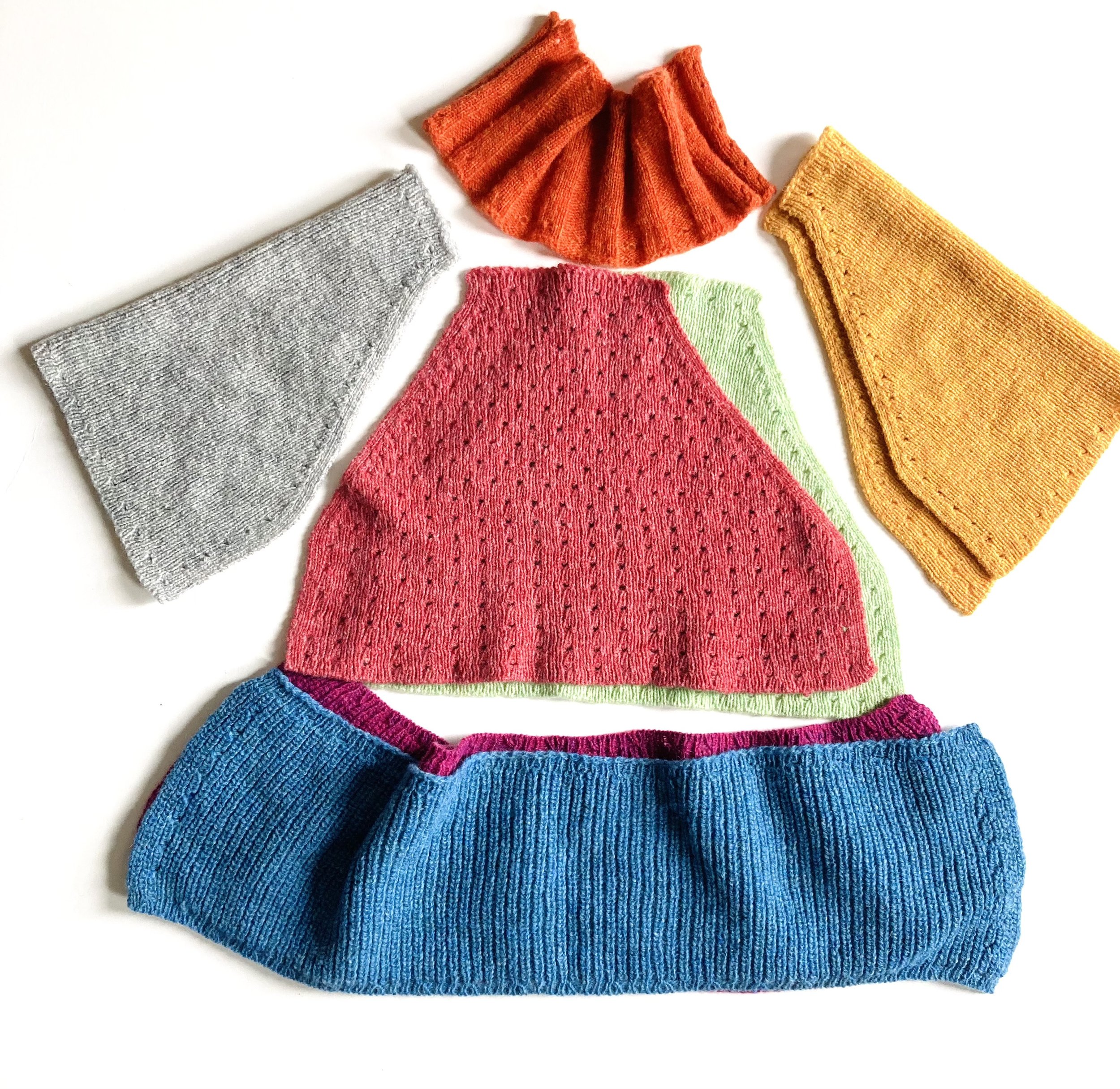 Kidswear Knitted garment modular clothing creative learning tool .jpeg