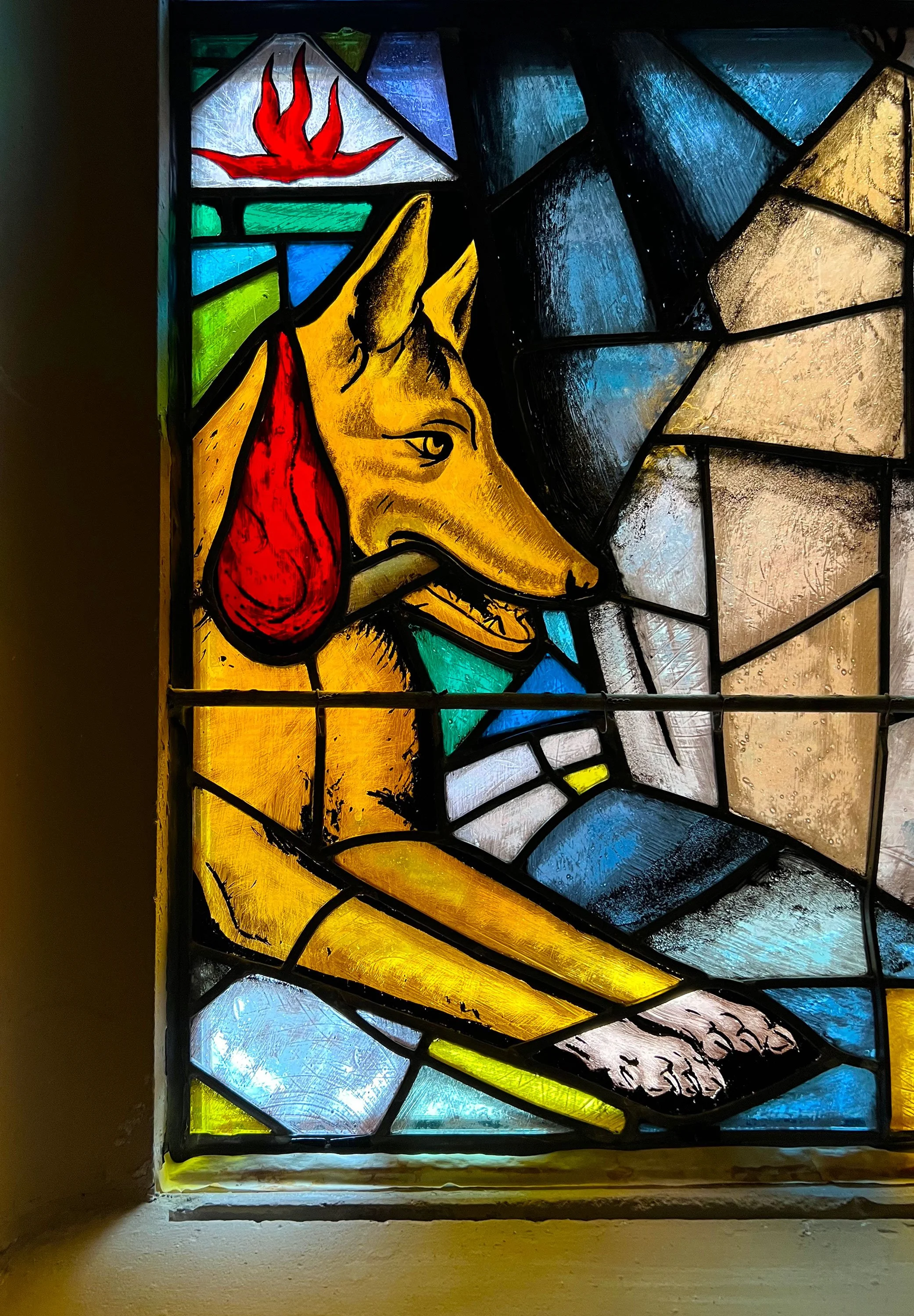 MA-Chapel-Glass-Restoration-Hound2.jpg