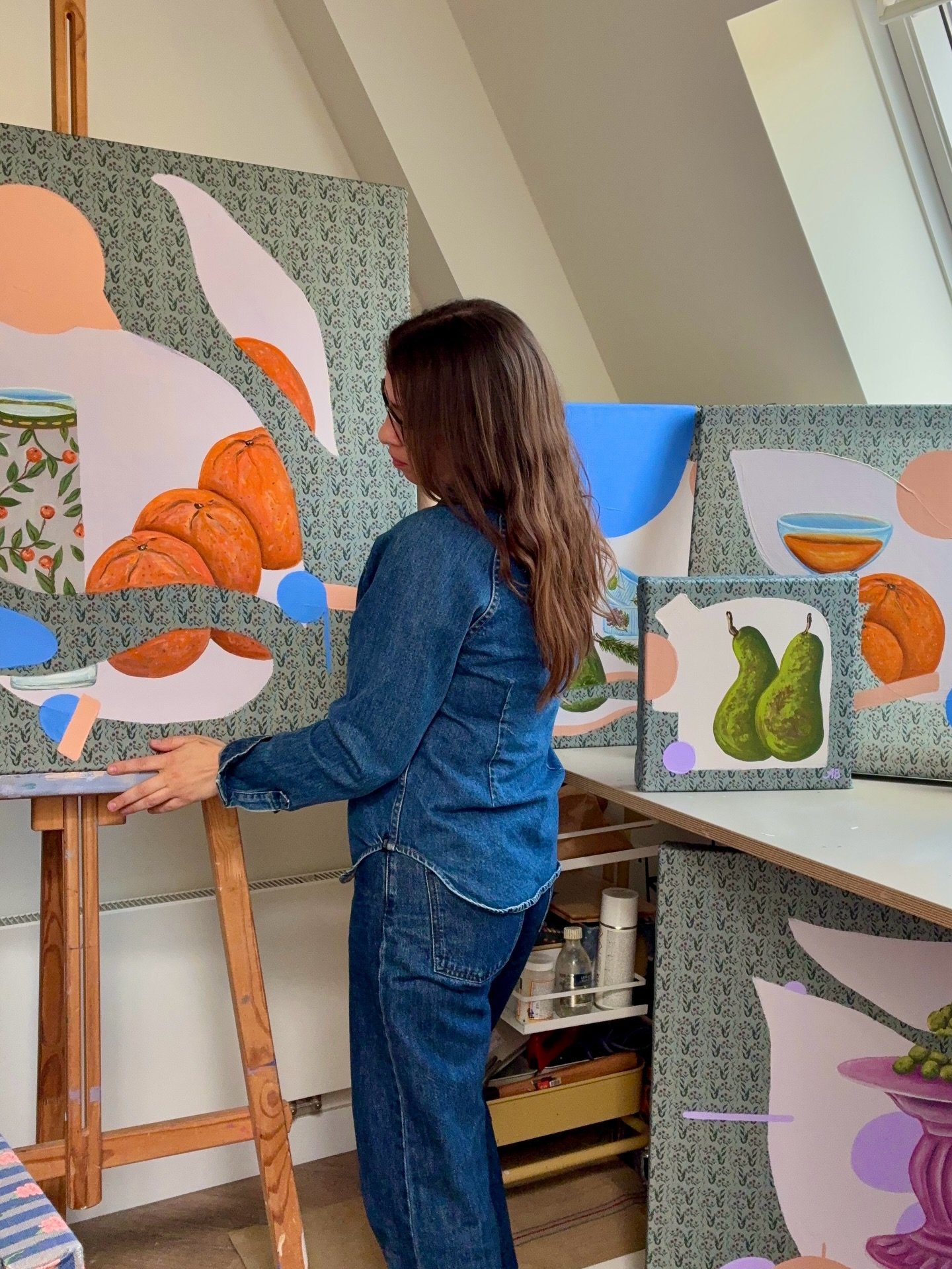 The Lost Era drop 2

Vintage nostalgia in contemporary still life

This collection of paintings represents the journey of art throughout time. Just as memories come and go, so do the images on canvases, floating away and waiting to be remembered agai