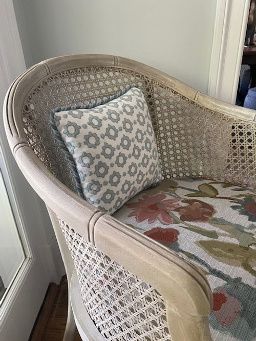 theartgirljackie-tutorials: Artsy Upholstery Makeover: The Painted