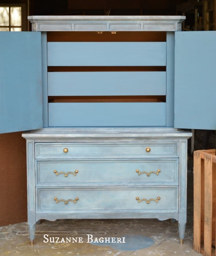 Aubusson-Armoire-by-Suzanne-Bagheri-in-mix-of-Annie-Sloan-Chalk-Paint-The-Painted-Drawer-min.jpeg