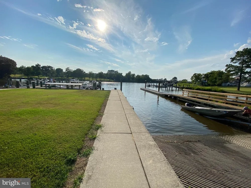 The Secretary Cottage in Secretary, MD on the Eastern Shore — Suzanne