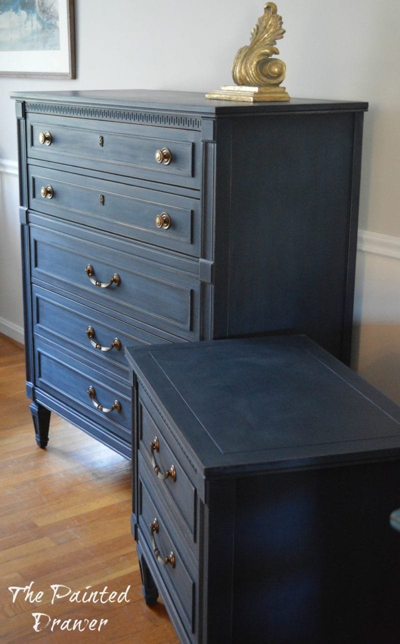PAINT COLOR HIGHLIGHT GENERAL FINISHES COASTAL BLUE Suzanne Bagheri The Painted Drawer Painted Furniture Chalk Paint Tutorials