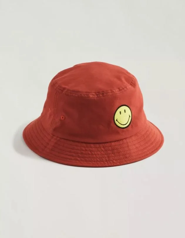 Urban Outfitters - Smiley Bucket Hat