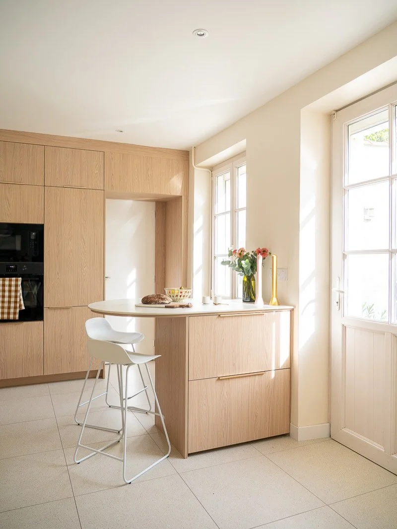 Projet Bonamy &ndash; Trois volumes. Une seule maison. 🏡

Au fil du temps, cette maison s&rsquo;&eacute;tait agrandie de deux extensions, une buanderie puis une chambre. Aucune ne communiquait avec le reste : pour aller de la cuisine &agrave; la cha