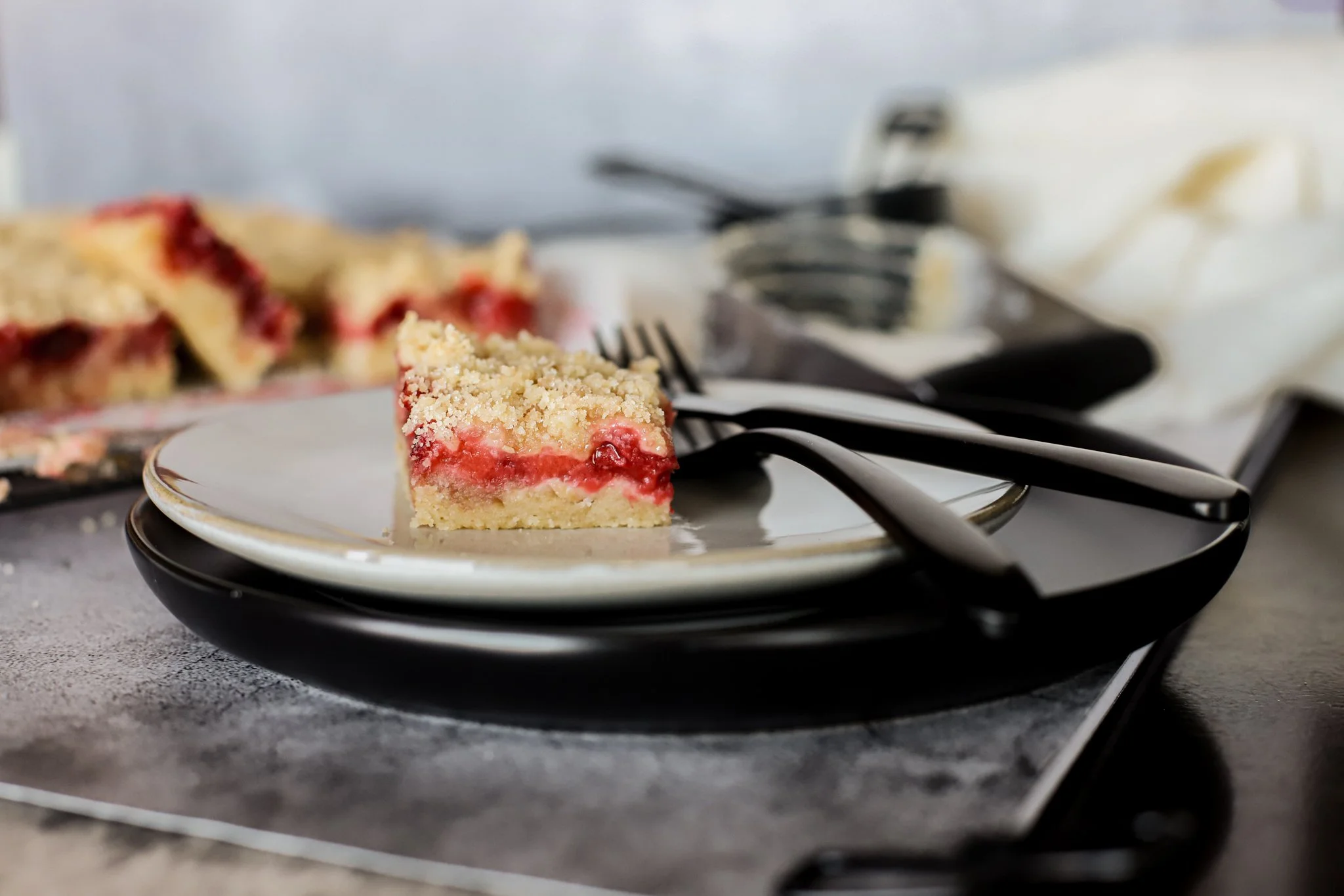 Strawberry Crumb Bars
